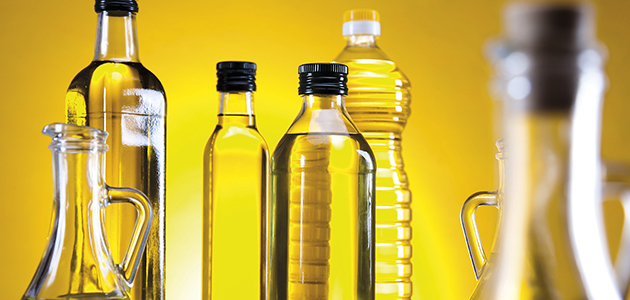 La nueva norma de calidad elimina la prohibición de comercializar el AOVE en botella de plástico