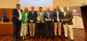 El futuro del sector oleícola, los retos climáticos y la rentabilidad del olivar centran el VI Encuentro de Olivicultores