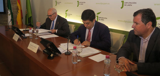 La Diputación aporta otros 20.000 euros para que la IGP Aceite de Jaén pueda certificar AOVEs de máxima calidad